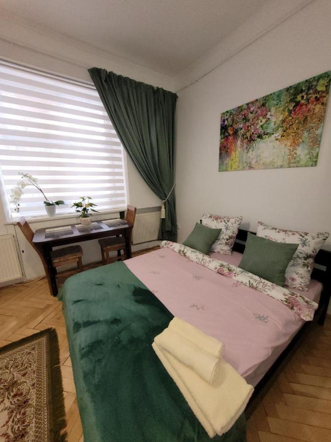 Central Apartment On Rynok Square Lvov Exteriér fotografie